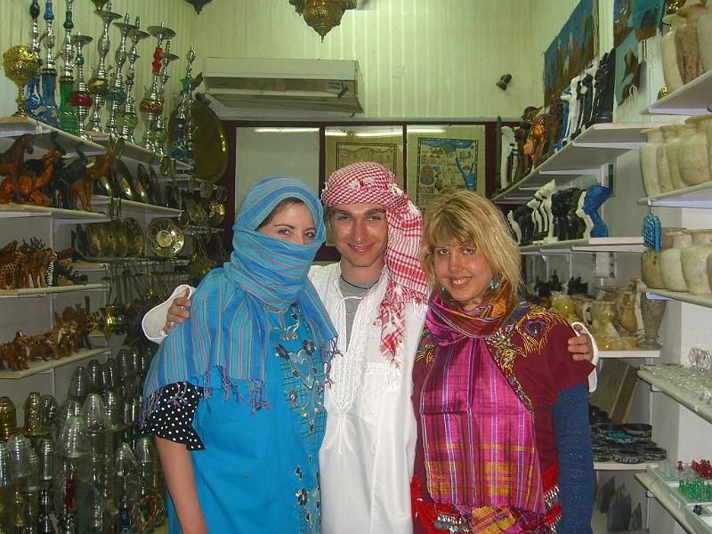 08 Dirk und die Araber(innen).JPG